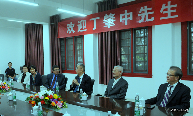 1502864454116530.jpg b3.jpg