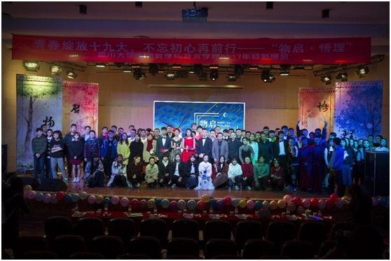 1513589745566656.jpg 3.jpg